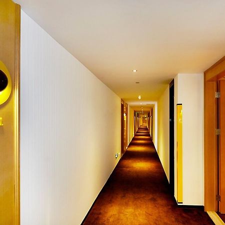 Hotel 7Days Premium Shenzhen High New Science And Technology Park Subway Station Esterno foto