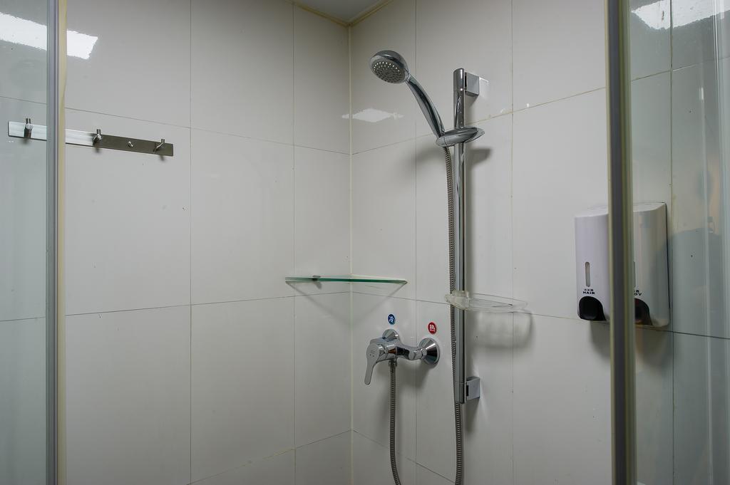 Hotel 7Days Premium Shenzhen High New Science And Technology Park Subway Station Esterno foto