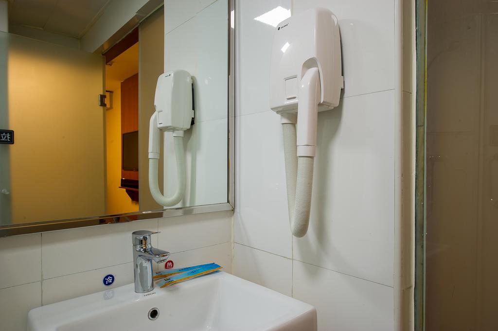 Hotel 7Days Premium Shenzhen High New Science And Technology Park Subway Station Esterno foto