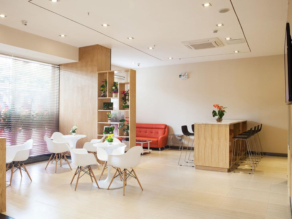 Hotel 7Days Premium Shenzhen High New Science And Technology Park Subway Station Esterno foto