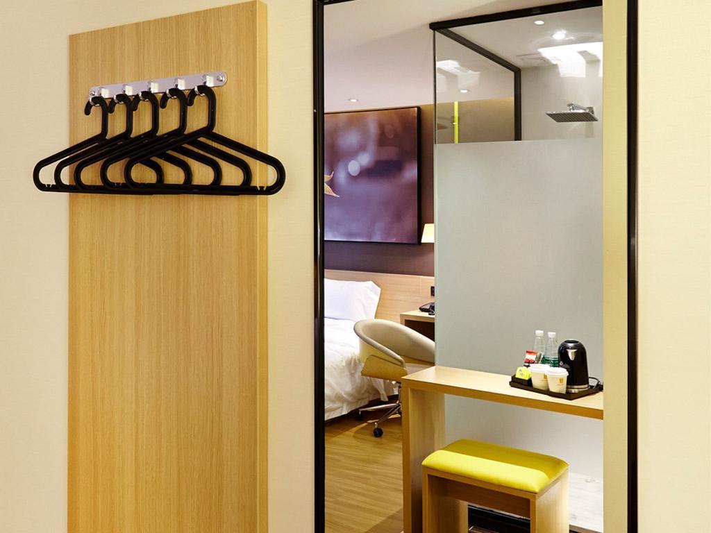 Hotel 7Days Premium Shenzhen High New Science And Technology Park Subway Station Esterno foto