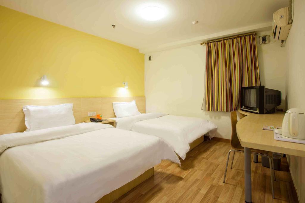 Hotel 7Days Premium Shenzhen High New Science And Technology Park Subway Station Camera foto